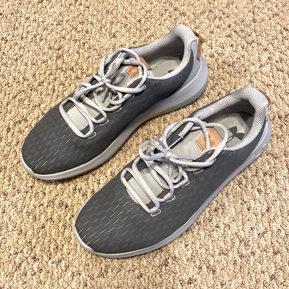 NWOT Under Armour Mens Shoes